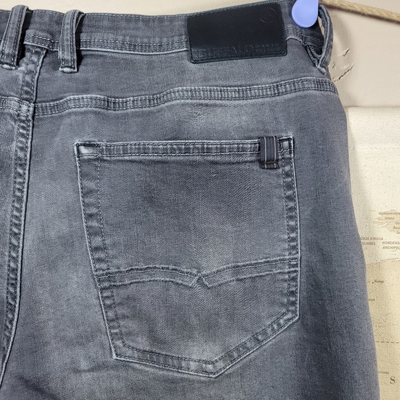 Buffalo David Bitton Driven X Basic straight stretch pants - Picture 7 of 8